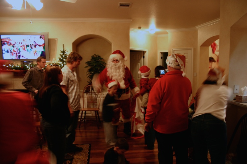 Hildebrand Christmas ScreenSaver/800x600_2006-12-24 Christmas Eve 98.jpg